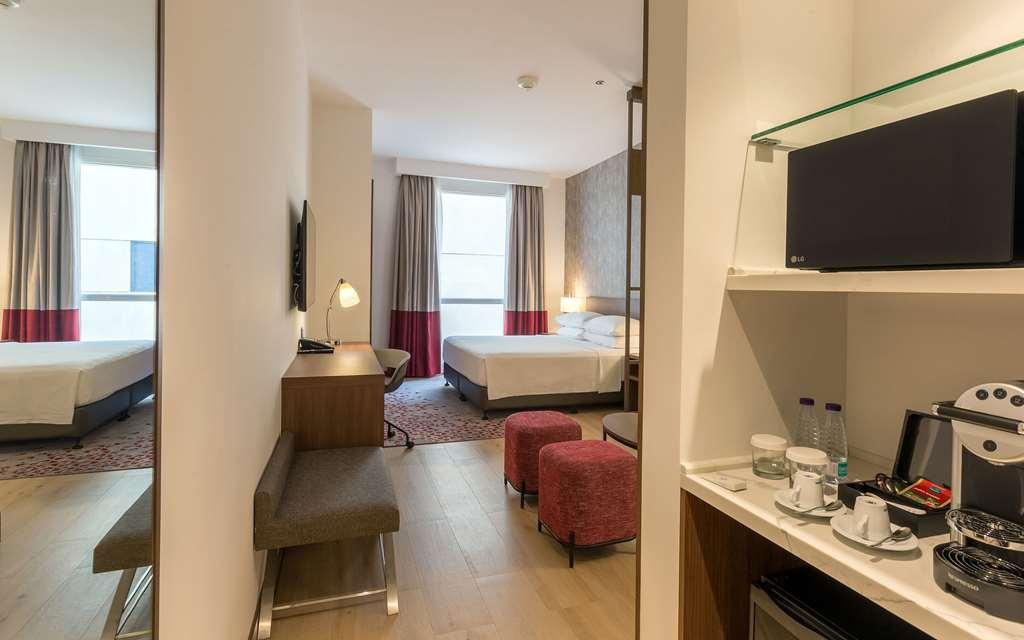Comfort Hotel Jeddah King Road Zimmer foto