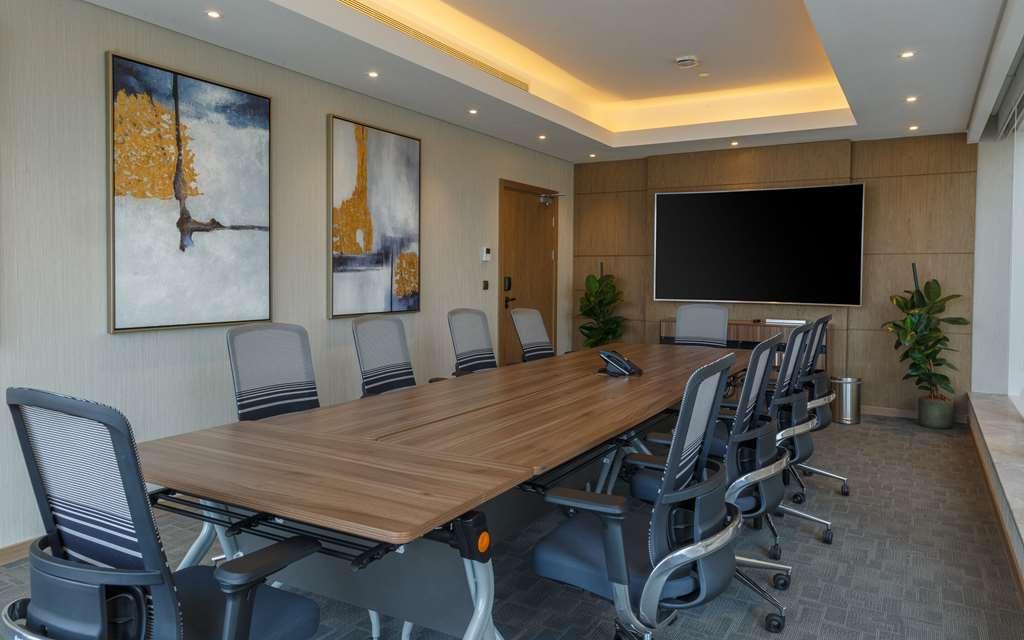 Comfort Hotel Jeddah King Road Einrichtungen foto