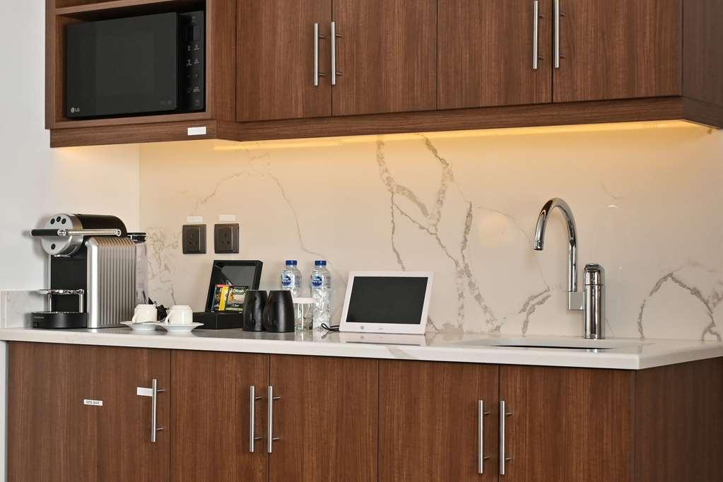 Comfort Hotel Jeddah King Road Zimmer foto