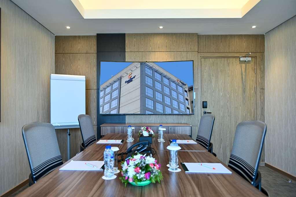 Comfort Hotel Jeddah King Road Einrichtungen foto
